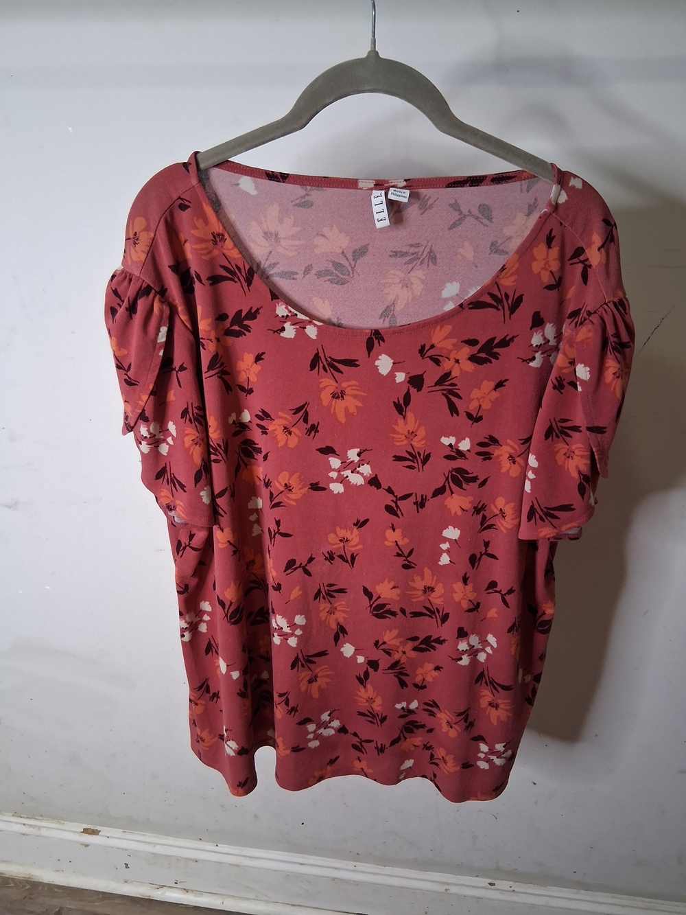 Elle Rose Clay Floral Scoop Neck Top